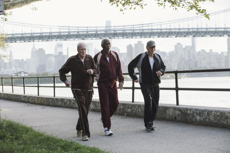 "W starym, dobrym stylu" w reżyserii Zacha Braffa w kinach od 30 czerwca. W rolach głównych m.in. Morgan Freeman, Michael Caine, Alan Arkin.