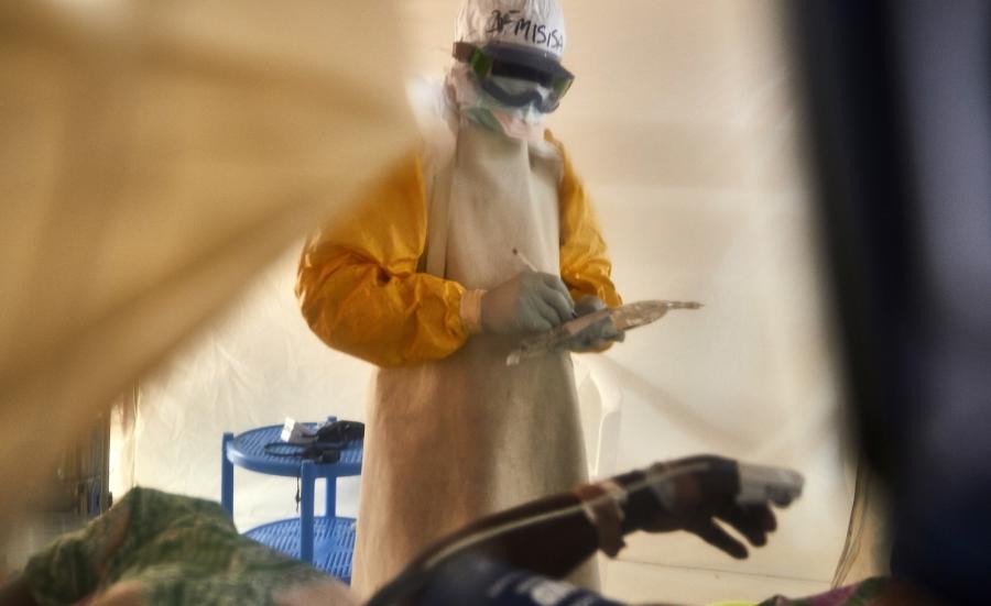 FALA EPIDEMICZNA WIRUSA EBOLA W AFRYCE