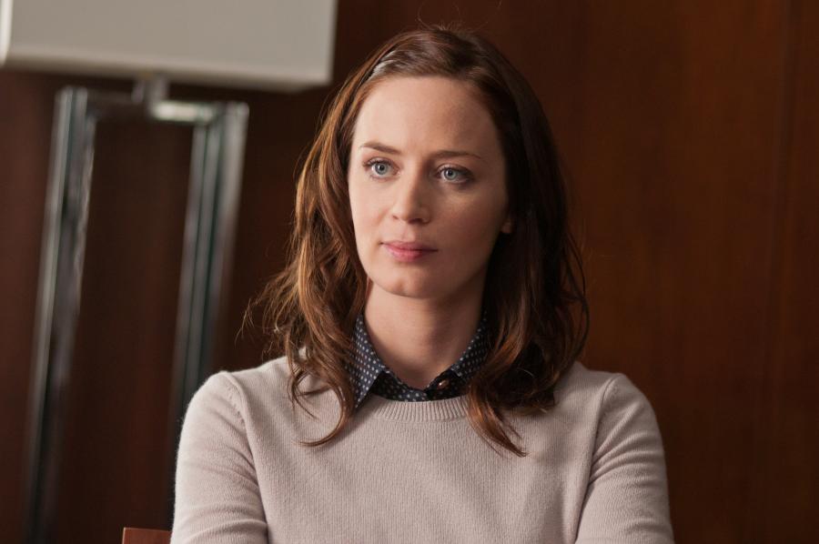 Emily Blunt w filmie "Jeszcze dłuższe zaręczyny"