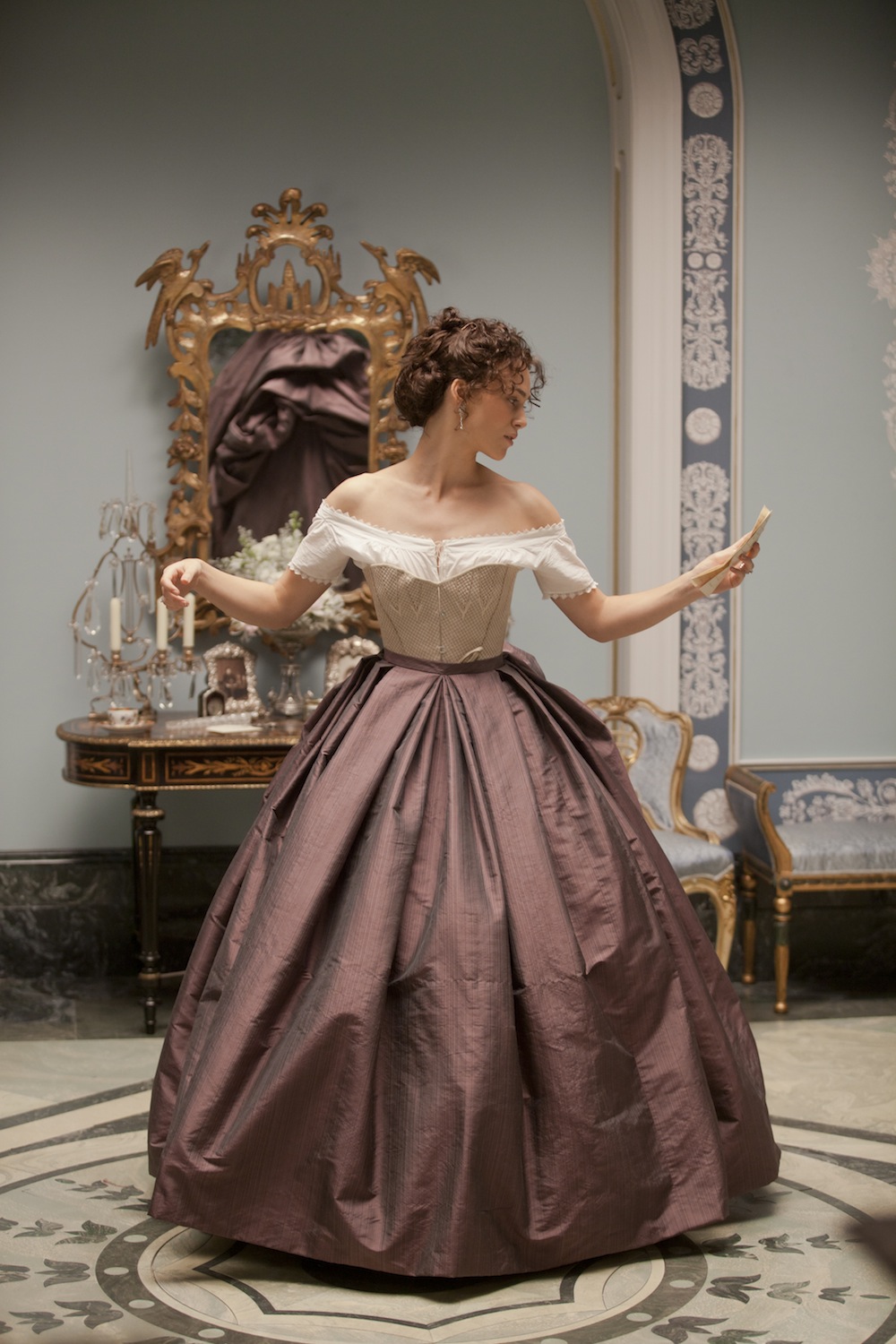 Keira Knightley w filmie "Anna Karenina"