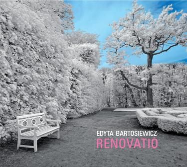 3. Edyta Bartosiewicz – "Renovatio"