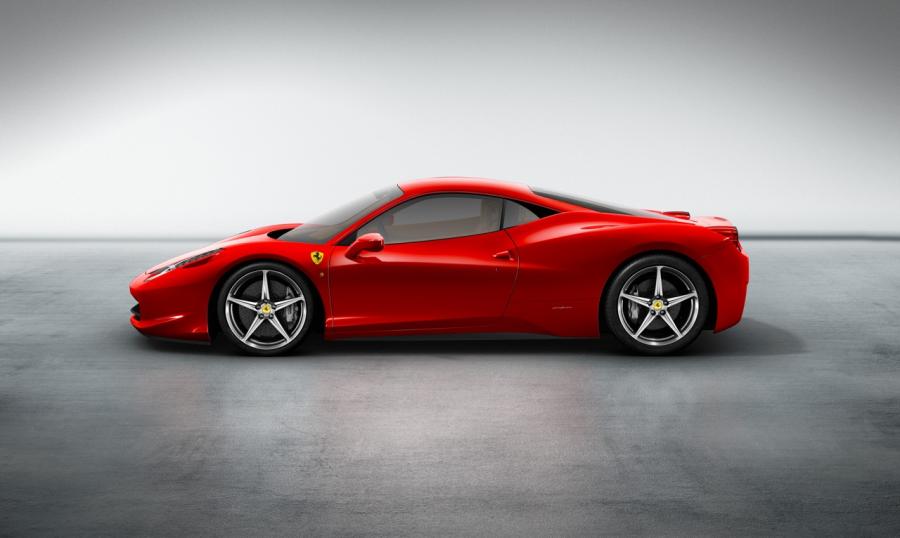 Italia? Ponieważ Italia to wg Ferrari synteza stylu, pasji, kreatywności i przełomowych technologii