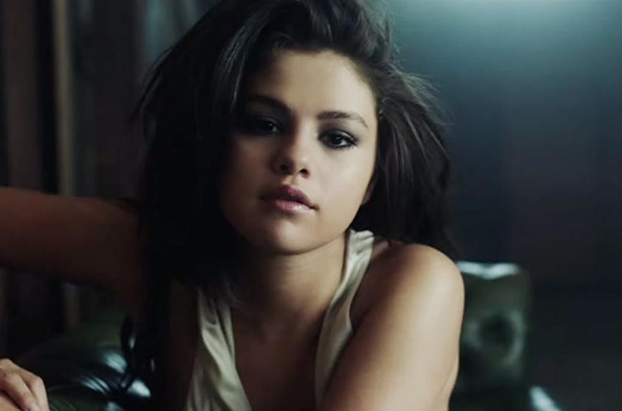 Seksowna Selena Gomez w klipie do "Good For You"