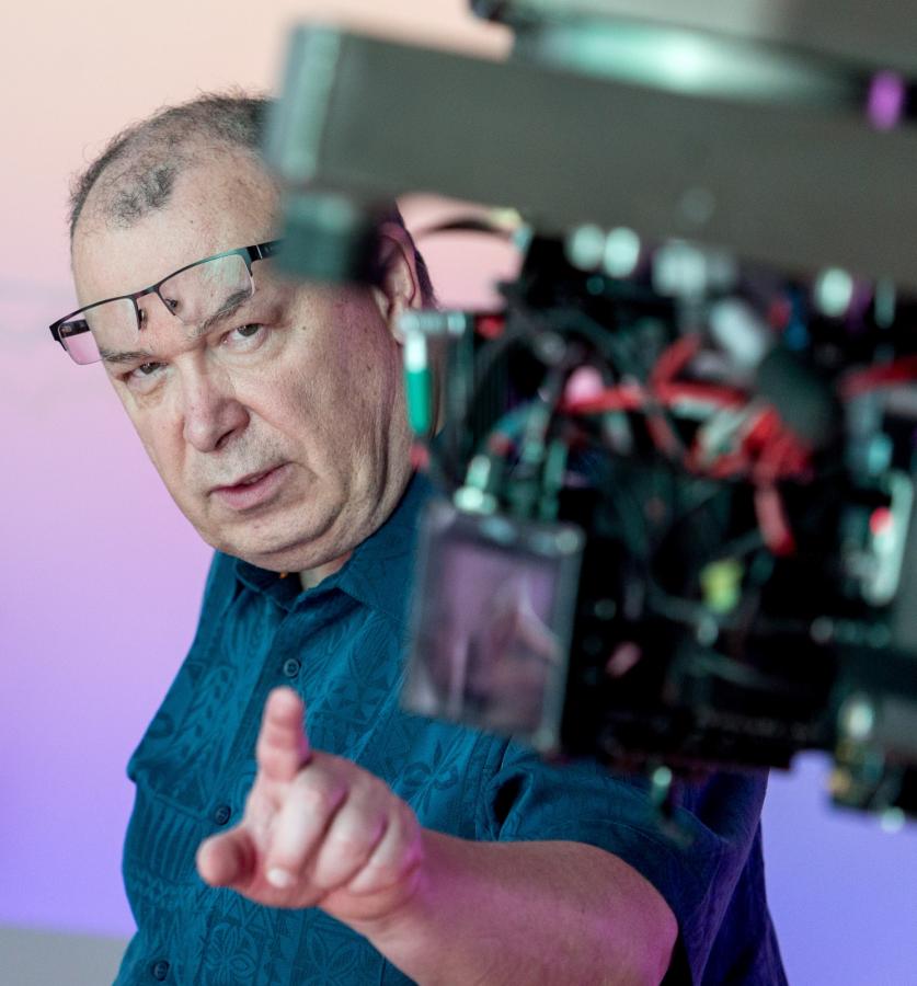 Reżyser Lech Majewski na planie swojego nowego filmu "Dolina Bogów" w Muzeum Śląskim w Katowicach