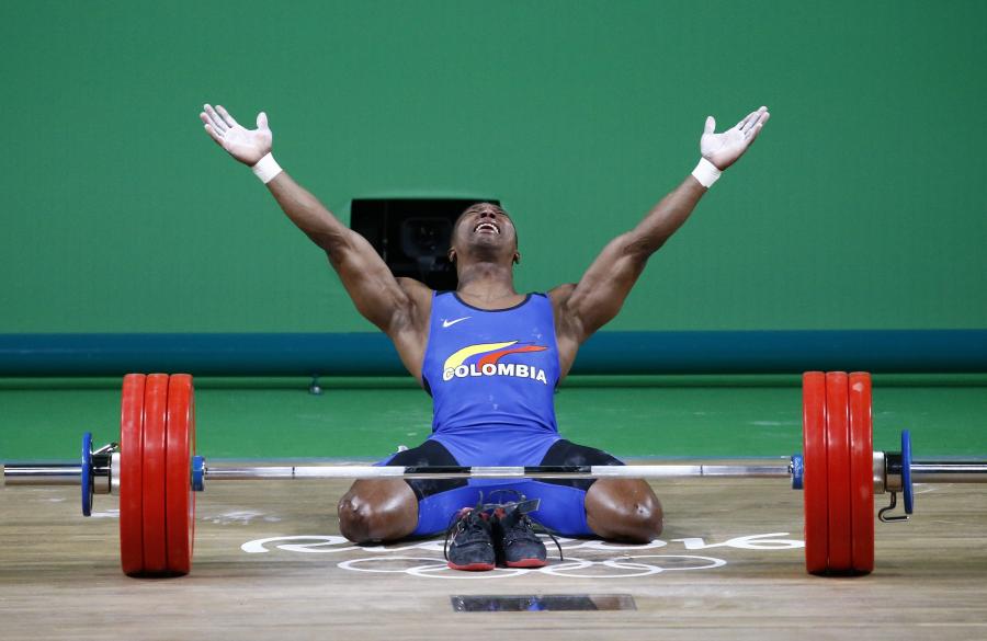 Oscar Figueroa płakał jak bóbr. Siedem miesięcy po operacji kręgosłupa został mistrzem olimpijskim